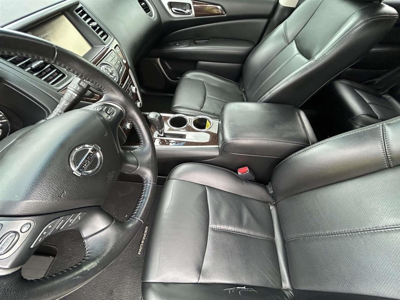 Nissan Pathfinder  2015