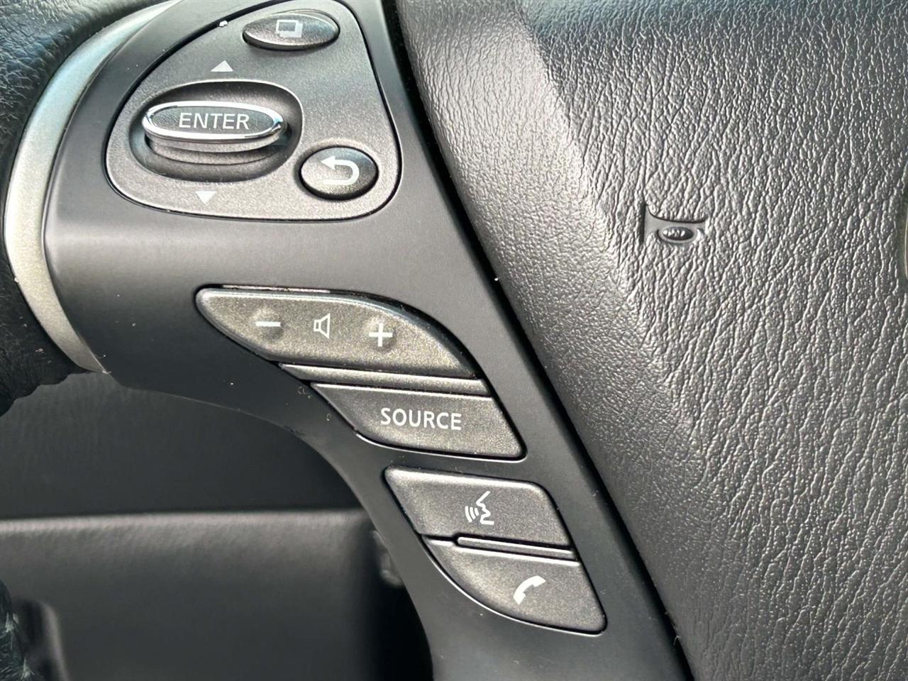 Nissan Pathfinder  2015