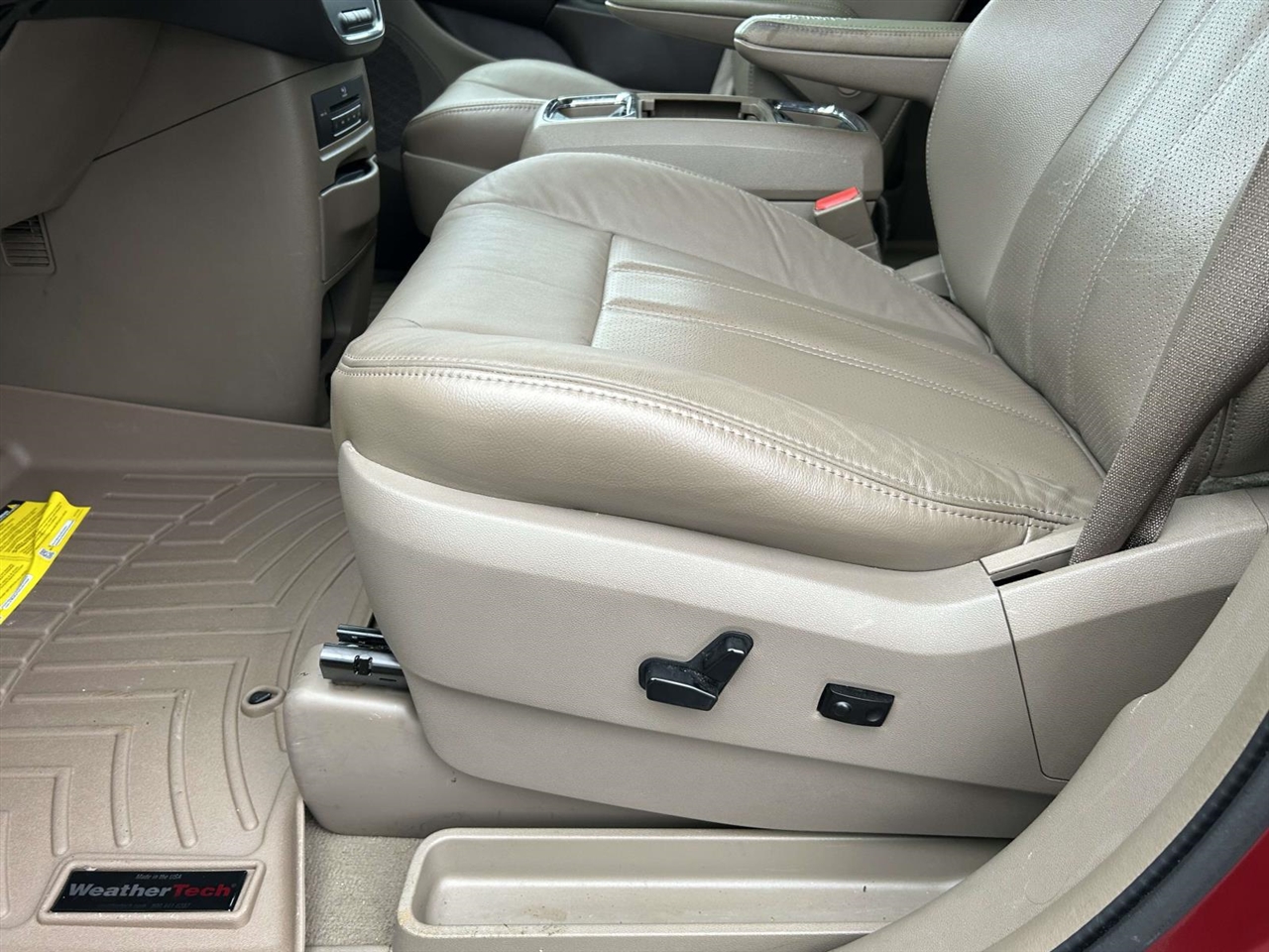 Chrysler Town & Country  2014