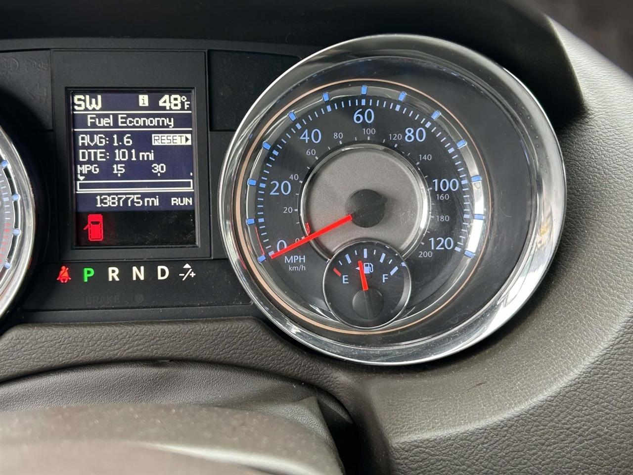 Chrysler Town & Country  2014