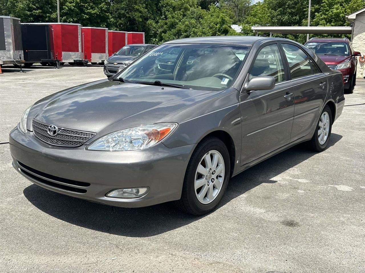 Toyota Camry  2004