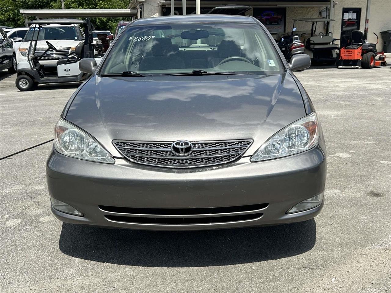 Toyota Camry  2004