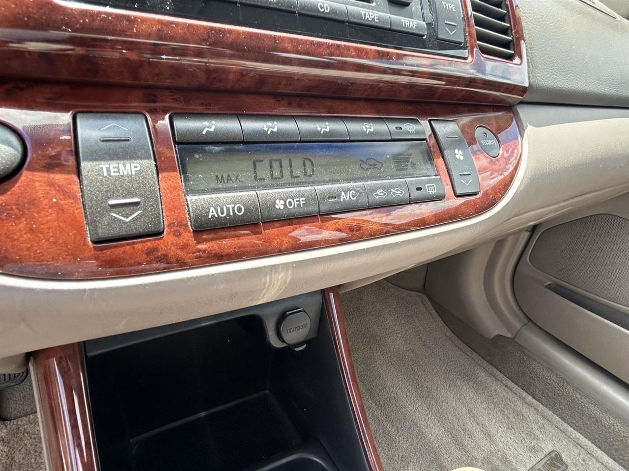 Toyota Camry  2004