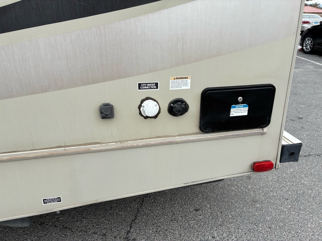 Ford Econoline E-350 Super Duty 2018