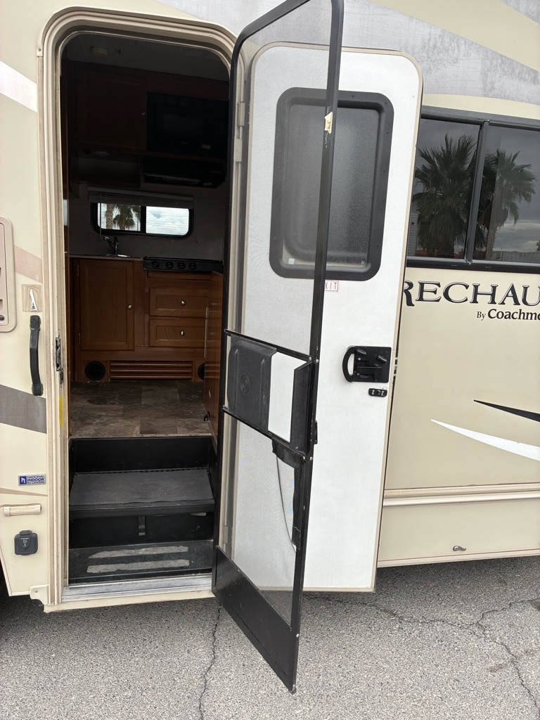 Ford Econoline E-350 Super Duty 2018