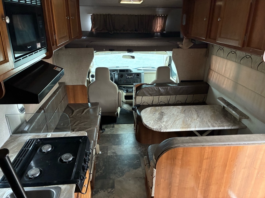 Ford Econoline E-350 Super Duty 2018