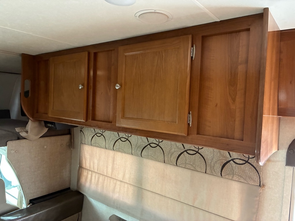 Ford Econoline E-350 Super Duty 2018