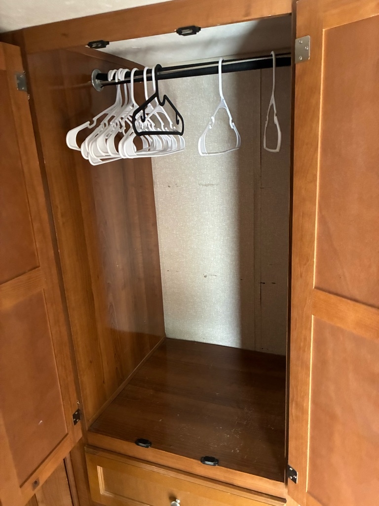 Ford Econoline E-350 Super Duty 2018