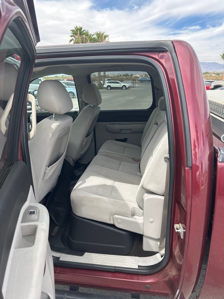 Chevrolet Silverado 3500HD Work Truck Crew Cab DRW 4WD 2008