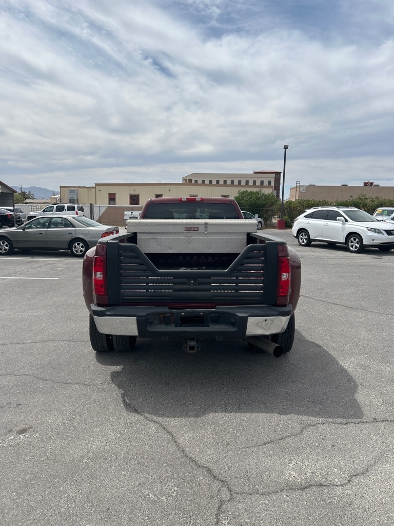 Chevrolet Silverado 3500HD Work Truck Crew Cab DRW 4WD 2008
