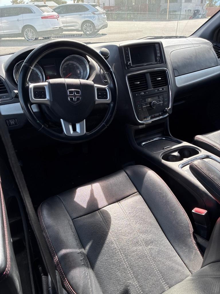 Dodge Grand Caravan R/T 2016