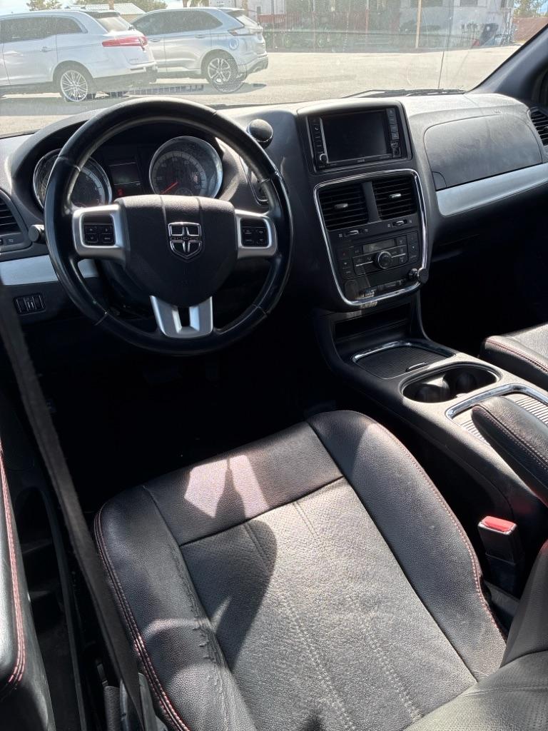 Dodge Grand Caravan R/T 2016
