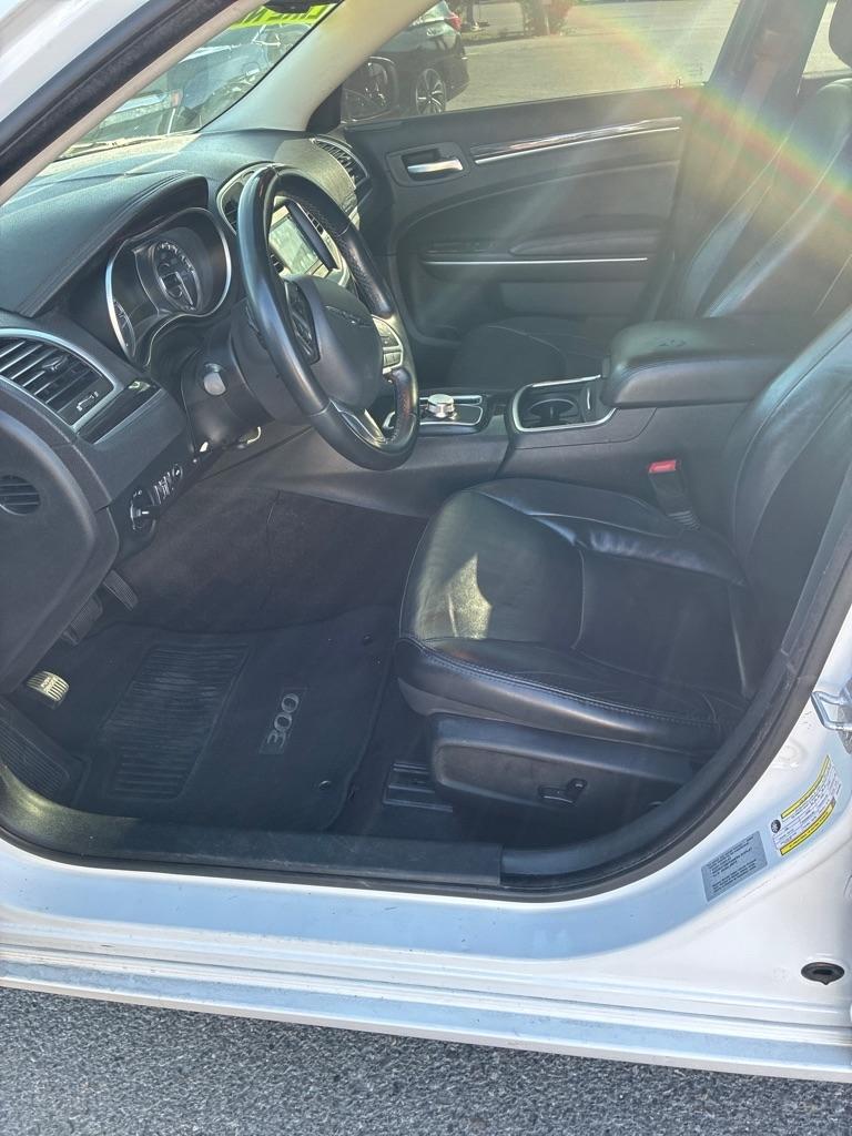 Chrysler 300 Limited RWD 2017