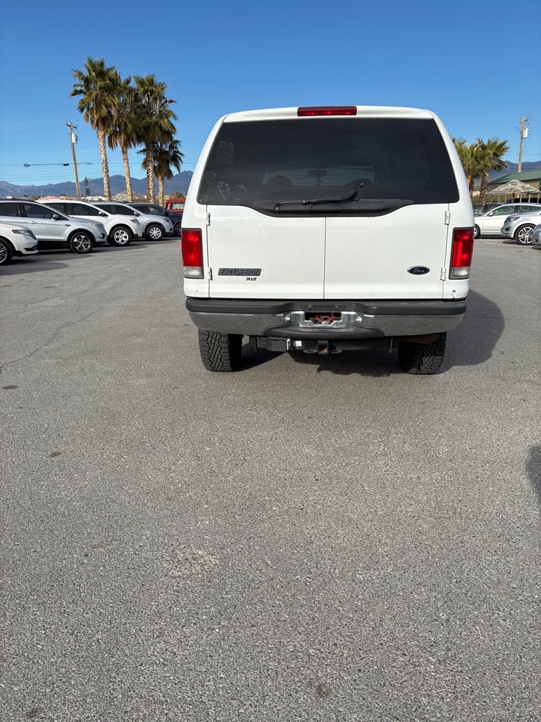 Ford Excursion XLT 2WD 2000