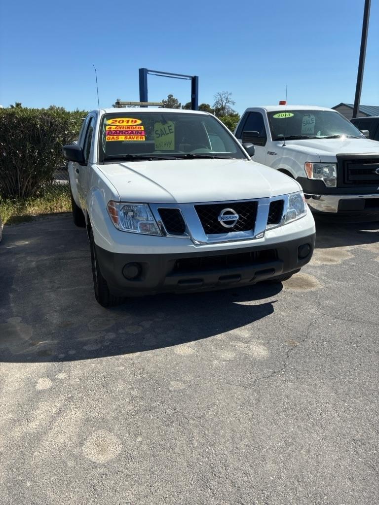 Nissan Frontier S King Cab I4 5MT 2WD 2019