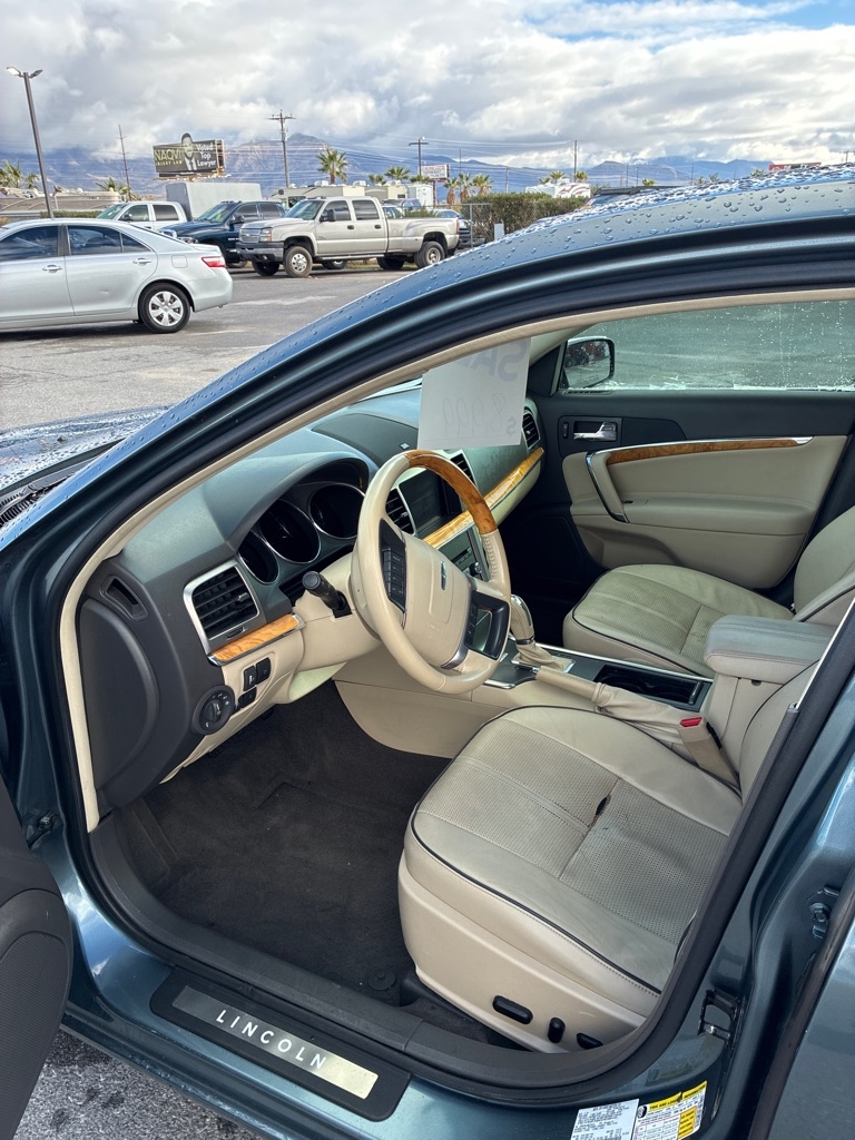 Lincoln MKZ FWD 2011