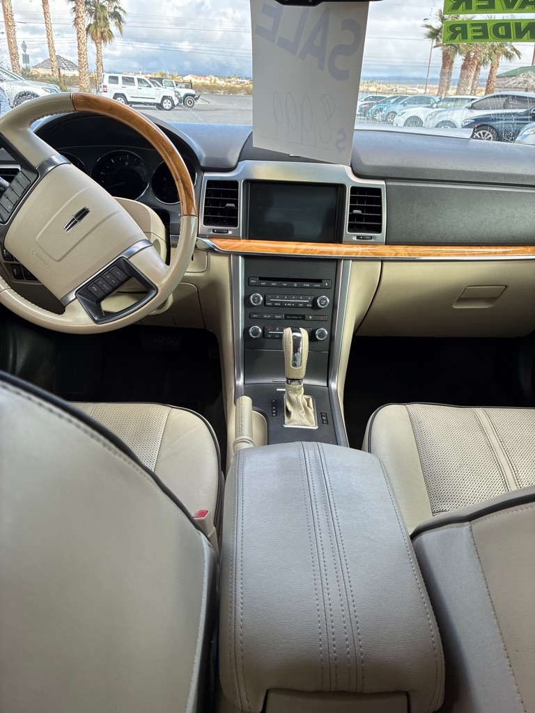 Lincoln MKZ FWD 2011