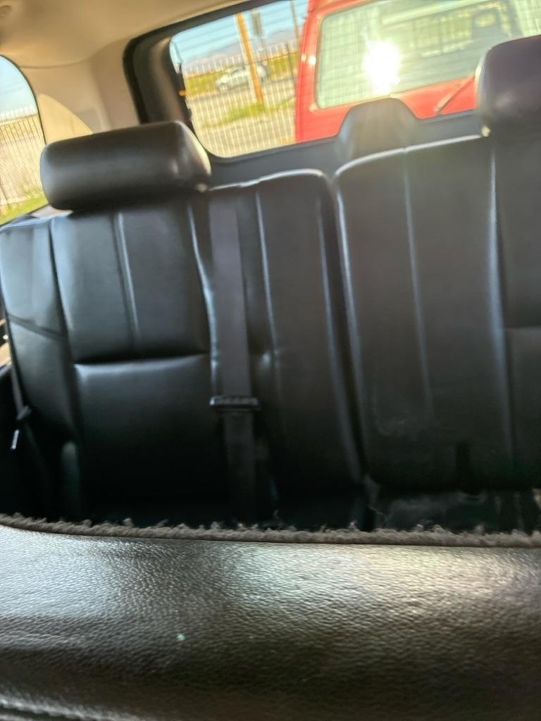 Chevrolet Suburban LT 1500 4WD 2014