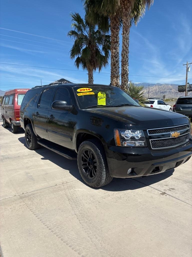 Chevrolet Suburban LT 1500 4WD 2014