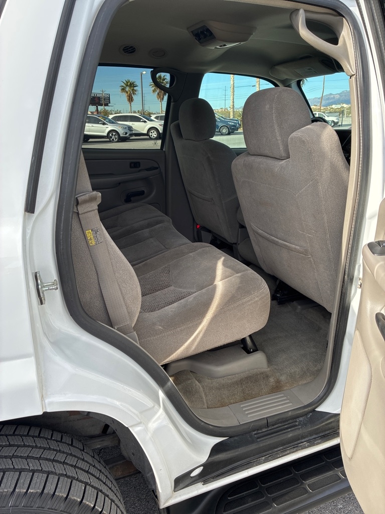 Chevrolet Tahoe 2WD 2004