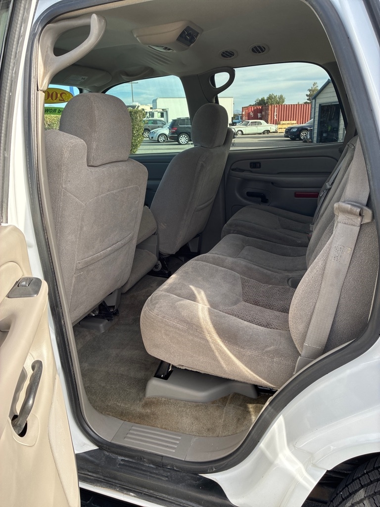 Chevrolet Tahoe 2WD 2004