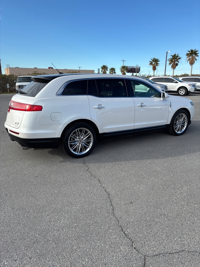 Lincoln MKT 3.5L with EcoBoost AWD 2014