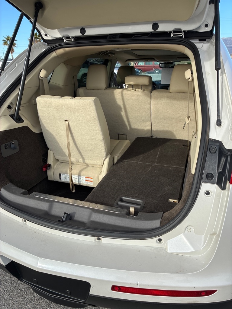 Lincoln MKT 3.5L with EcoBoost AWD 2014