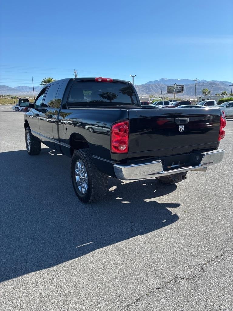 Dodge Ram 2500 SLT Mega Cab 4WD 2007