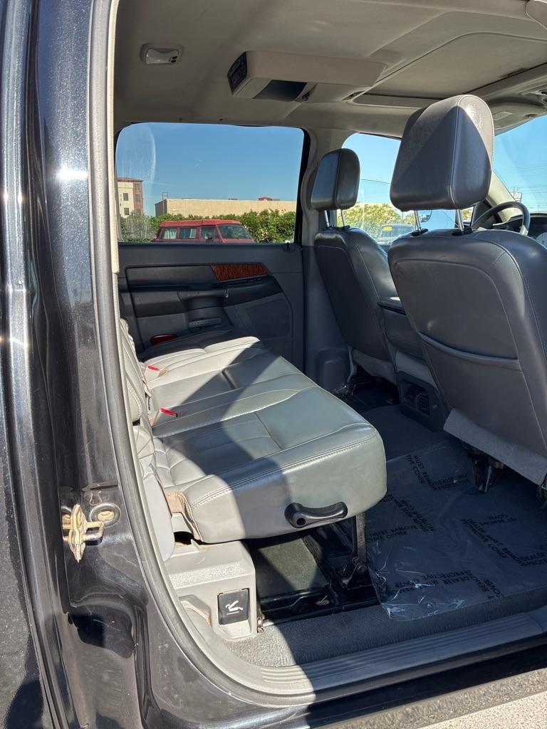 Dodge Ram 2500 SLT Mega Cab 4WD 2007