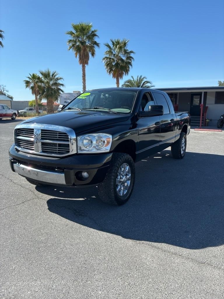 Dodge Ram 2500 SLT Mega Cab 4WD 2007