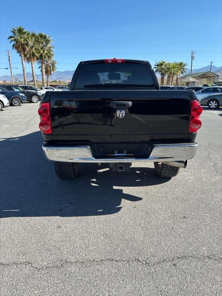 Dodge Ram 2500 SLT Mega Cab 4WD 2007