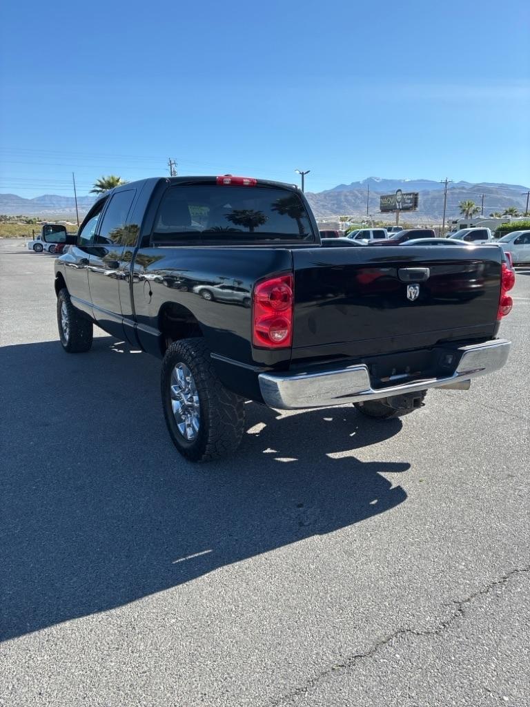 Dodge Ram 2500 SLT Mega Cab 4WD 2007