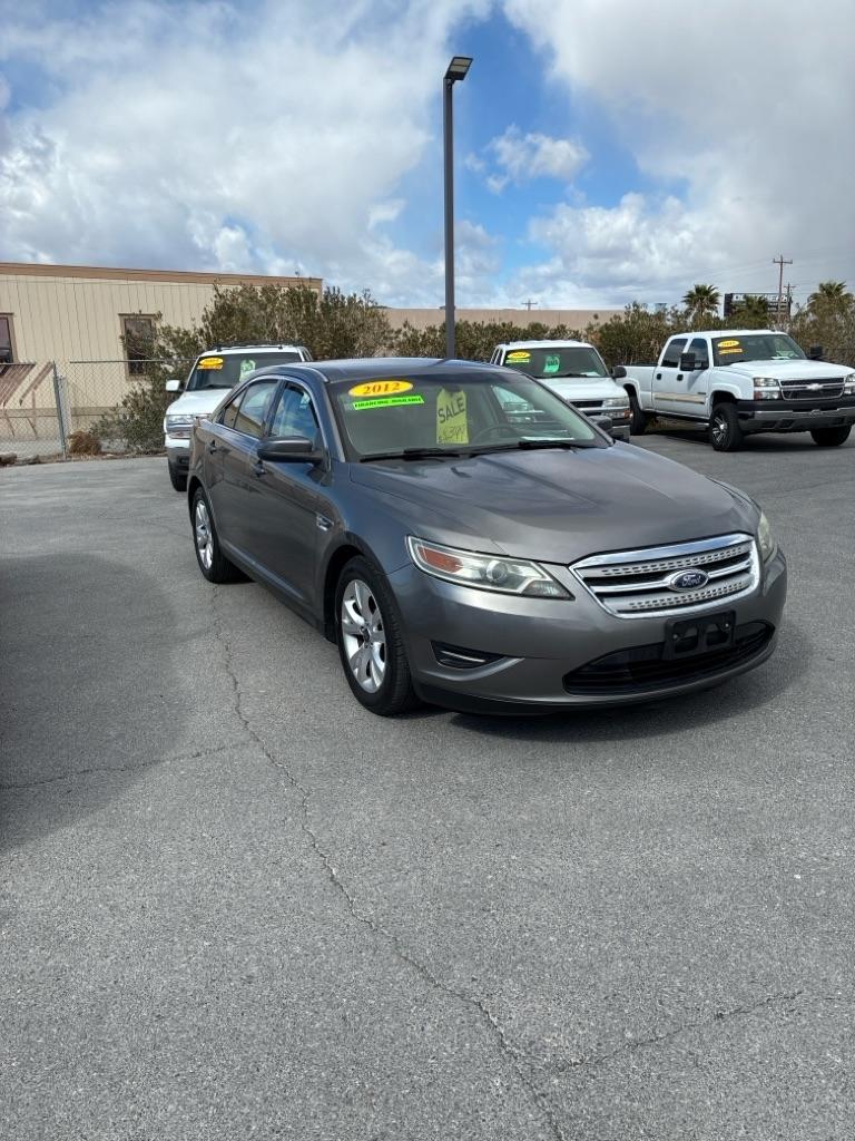 Ford Taurus  2012