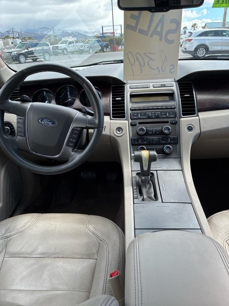 Ford Taurus  2012