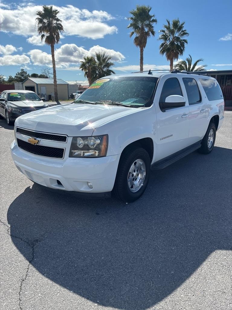 Chevrolet Suburban LT 1500 2WD 2012