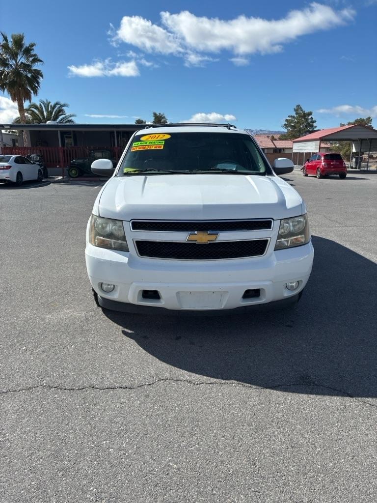 Chevrolet Suburban LT 1500 2WD 2012