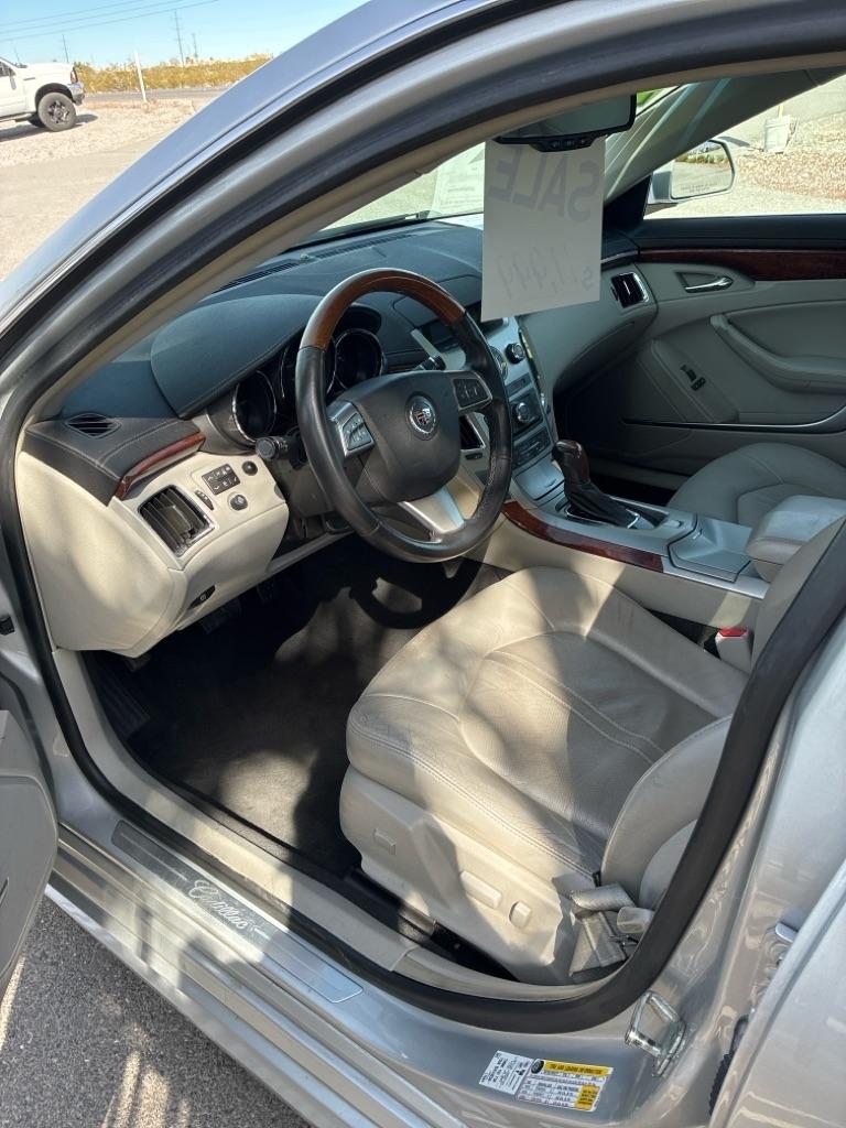 Cadillac CTS 3.0L Luxury 2011