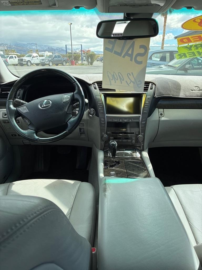 Lexus LS 460 Luxury Sedan 2008