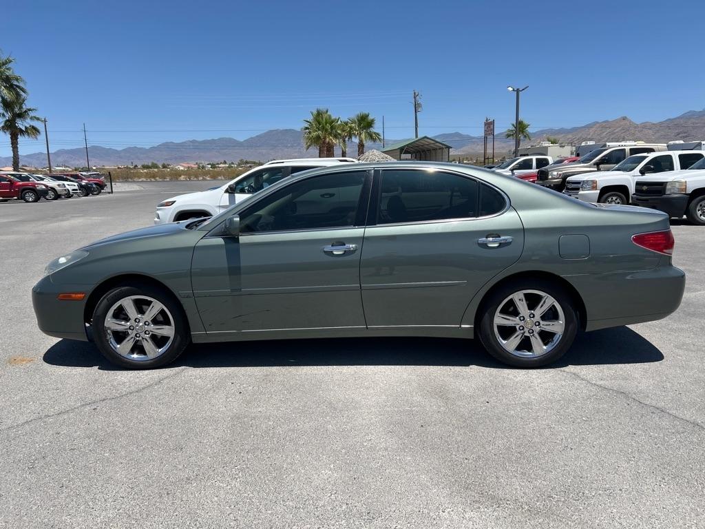 2005 Lexus ES 330 Sedan
