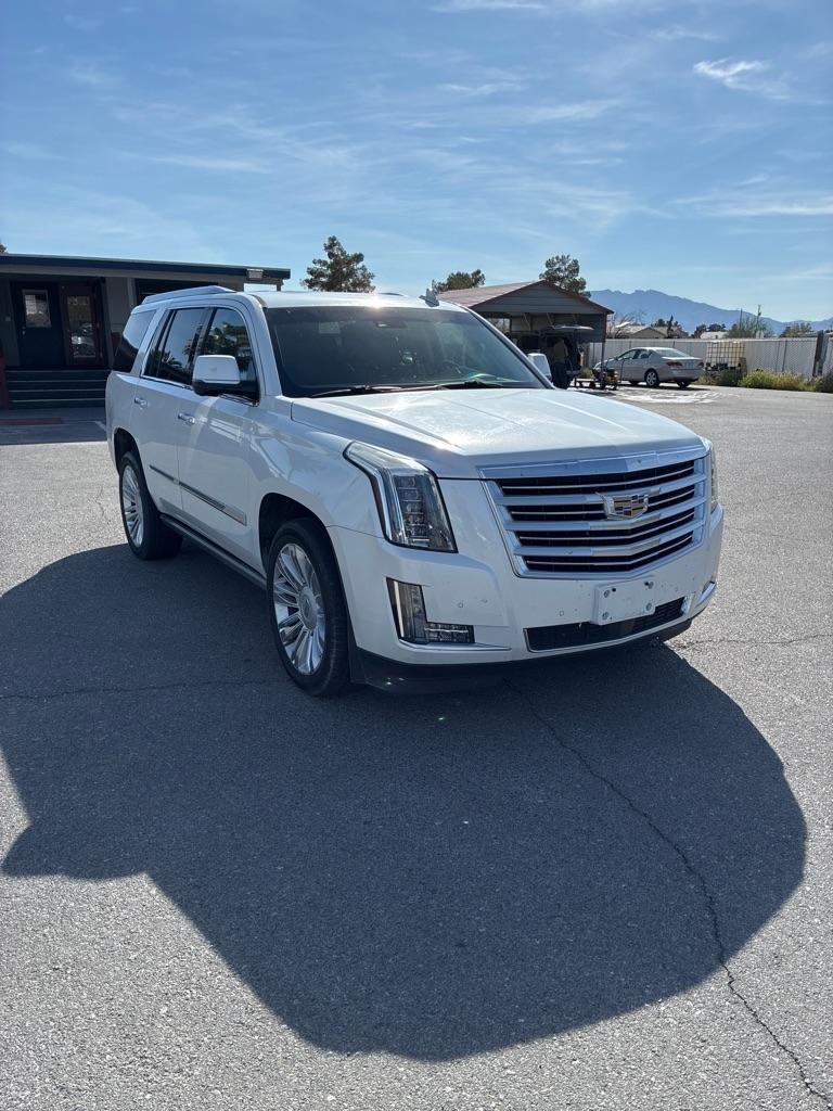 Cadillac Escalade Platinum 4WD 2016
