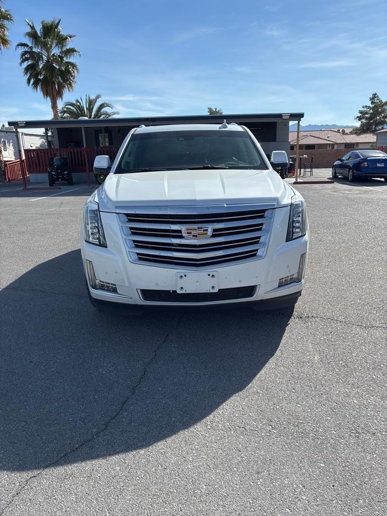 Cadillac Escalade Platinum 4WD 2016