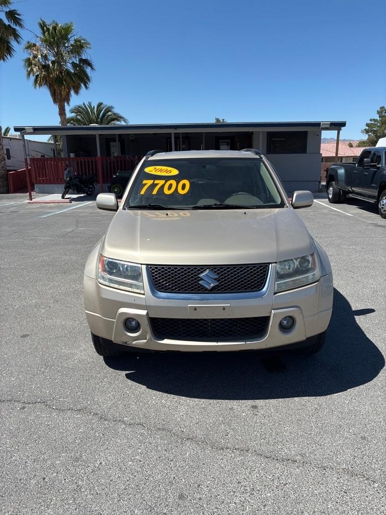 Suzuki Grand Vitara Luxury 2WD 2006