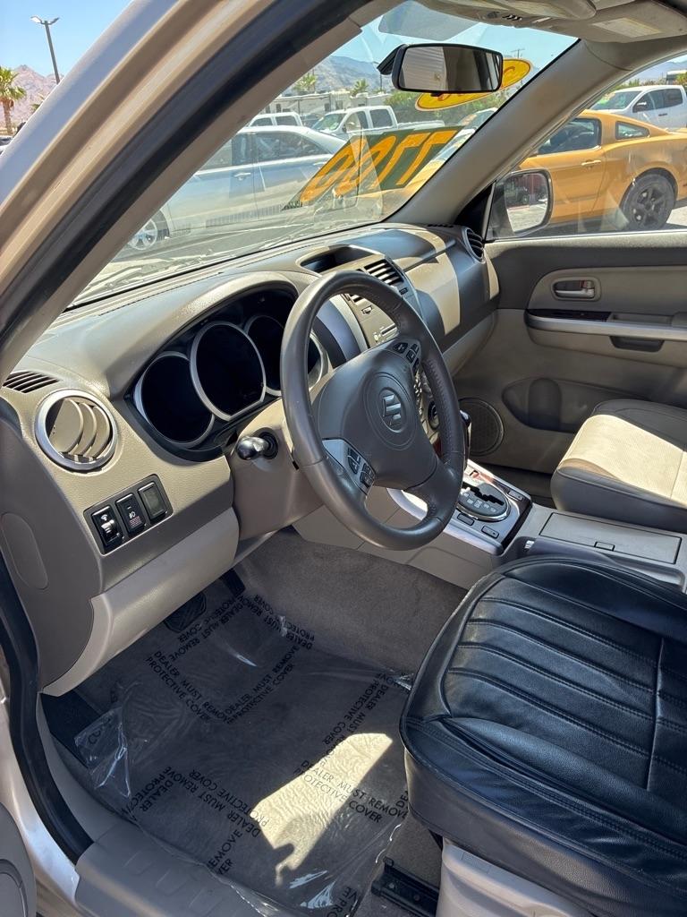 Suzuki Grand Vitara Luxury 2WD 2006