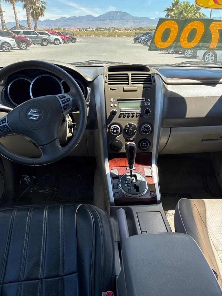 Suzuki Grand Vitara Luxury 2WD 2006
