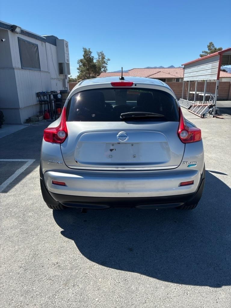 Nissan Juke S AWD 2012