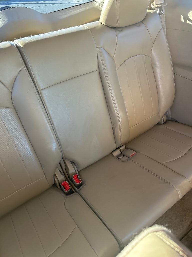 Buick Enclave CXL FWD 2008