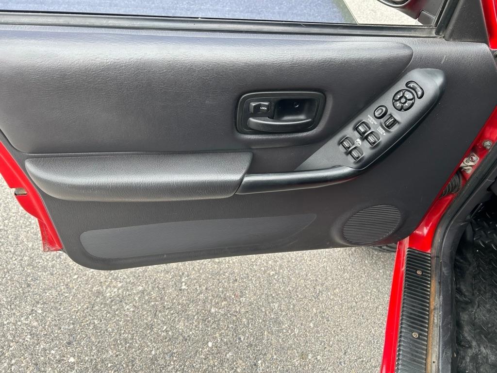 Jeep Cherokee Sport 4-Door 4WD 2000