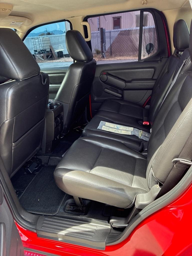 Ford Explorer Sport Trac Limited 4.0L 2WD 2010