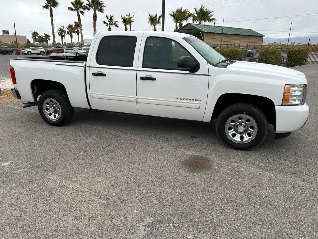 Chevrolet Silverado 1500 LS Crew Cab Short Box 2WD 2011