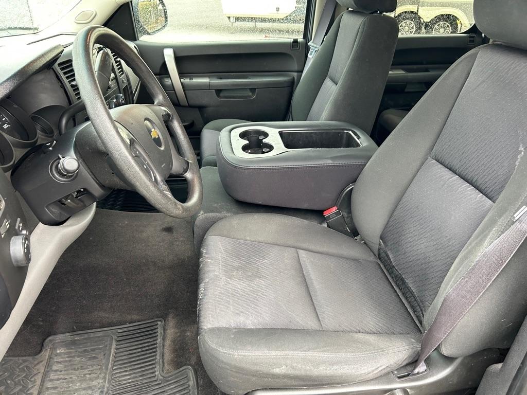 Chevrolet Silverado 1500 LS Crew Cab Short Box 2WD 2011